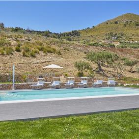 3 bedroom villa with pool near Scopollo, sleeps 6